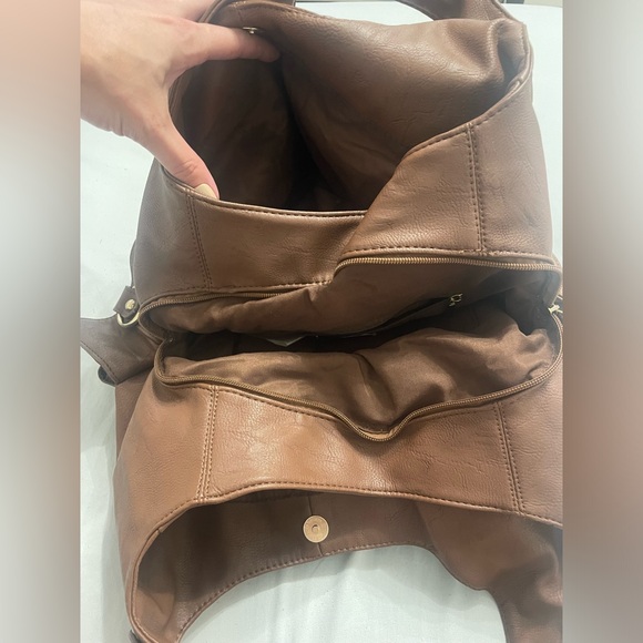 Brown studded Nine West purse with tons of storage space! - Picture 4 of 4